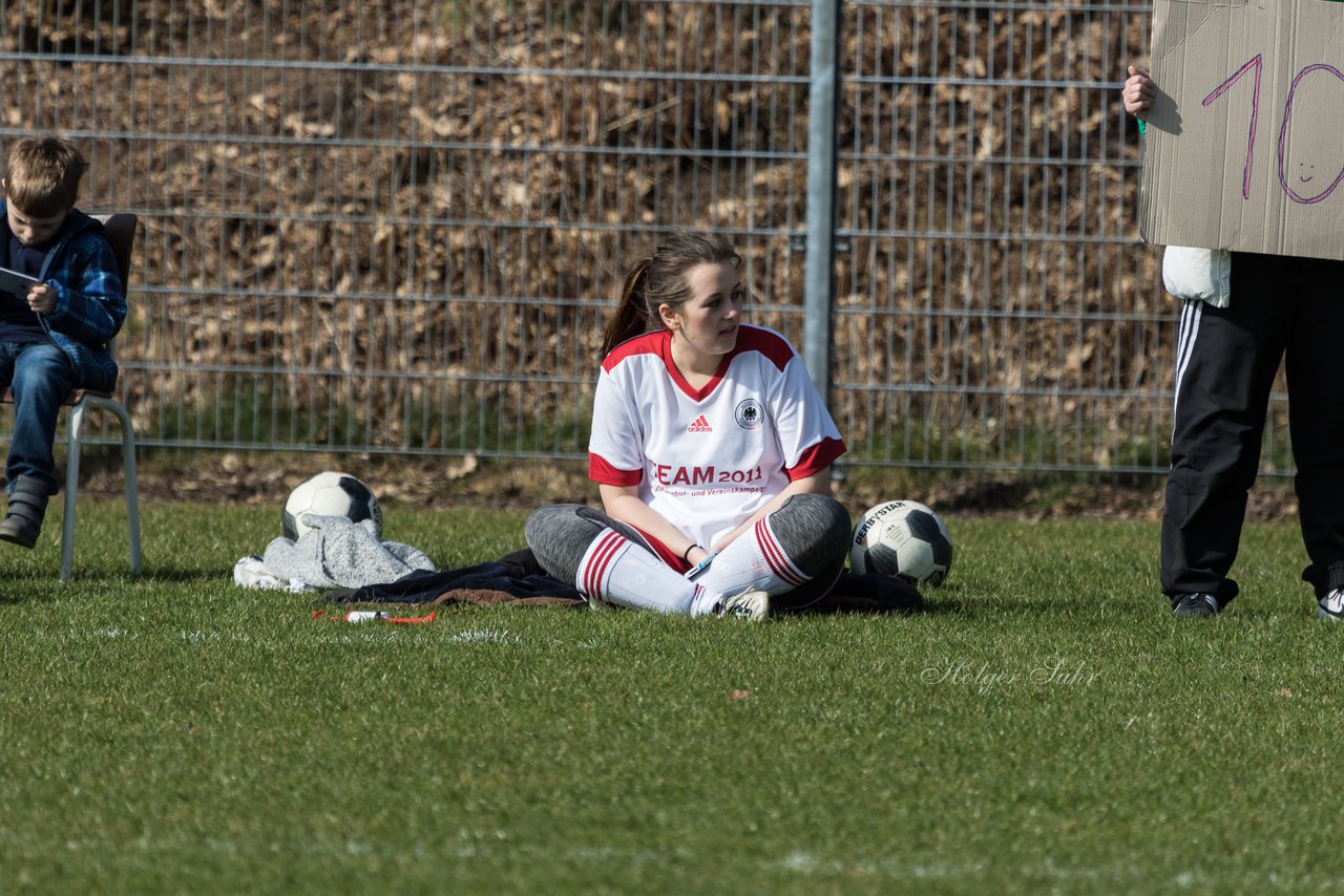 Bild 140 - Frauen SV Boostedt - Tralauer SV : Ergebnis: 12:0